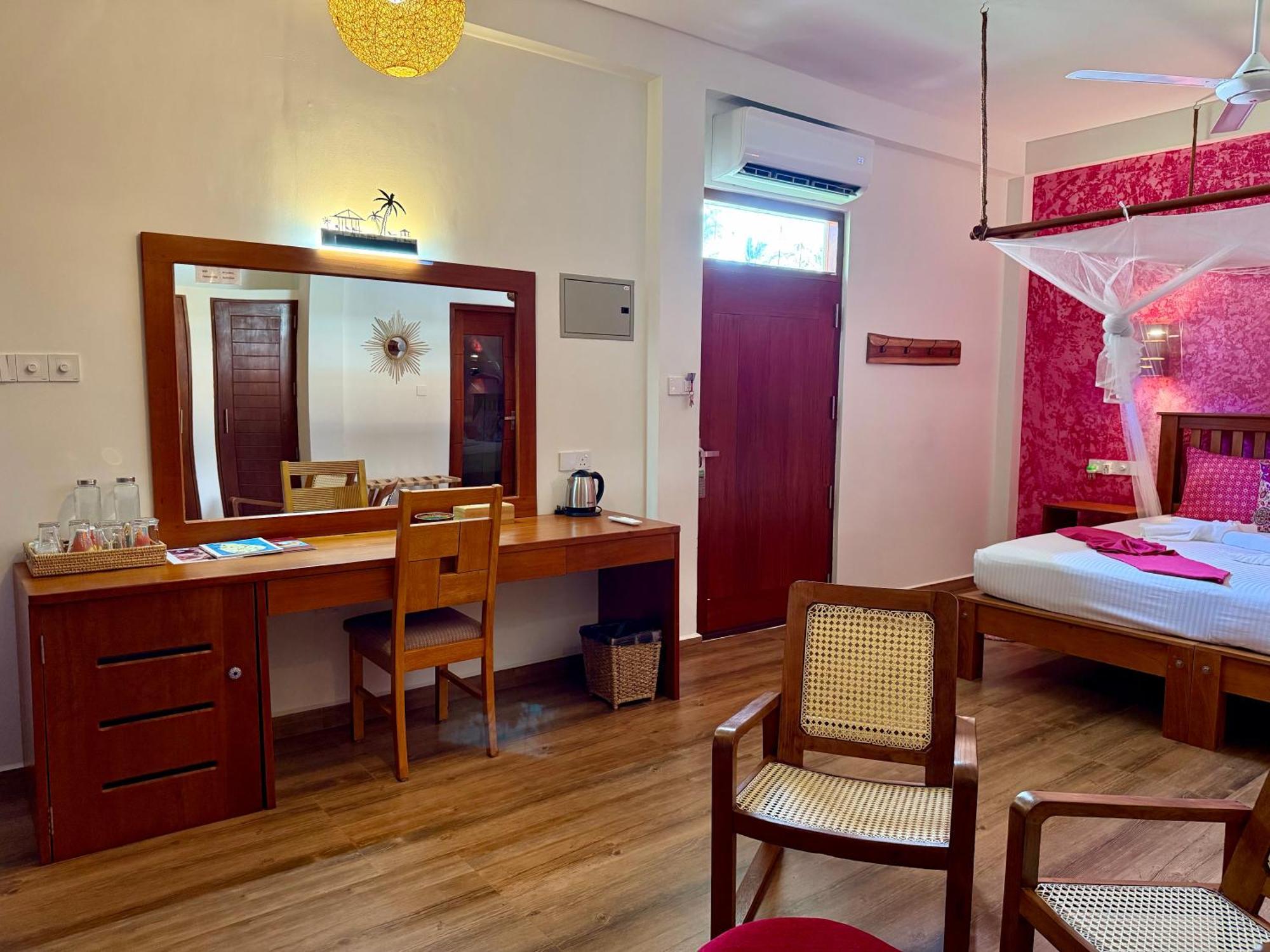 Sri Palms Bed and Breakfast Kosgoda Eksteriør billede
